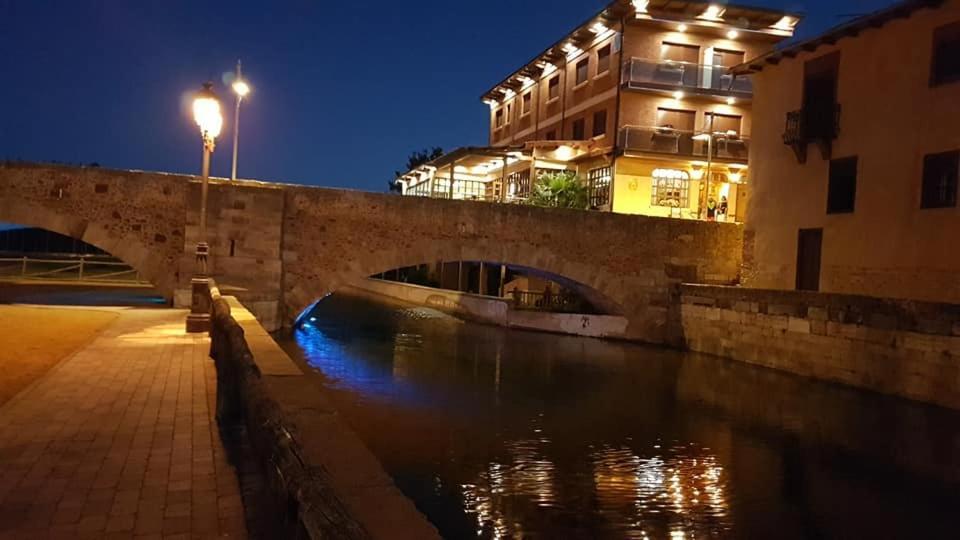Hostal Don Suero De Quinones Hospital de Órbigo Dış mekan fotoğraf