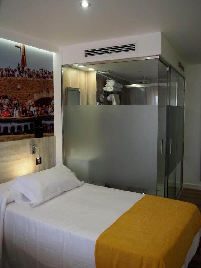 Hostal Don Suero De Quinones Hospital de Órbigo Dış mekan fotoğraf