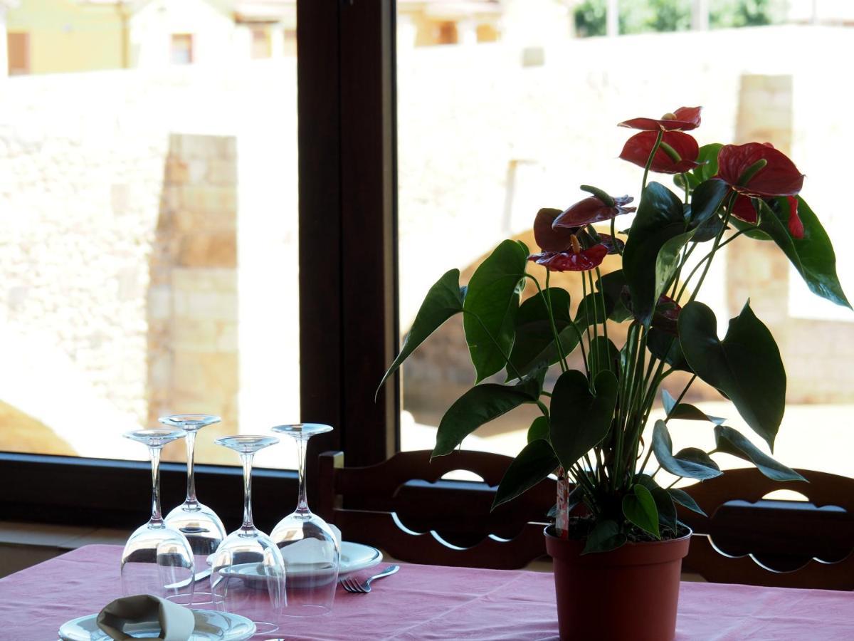 Hostal Don Suero De Quinones Hospital de Órbigo Dış mekan fotoğraf