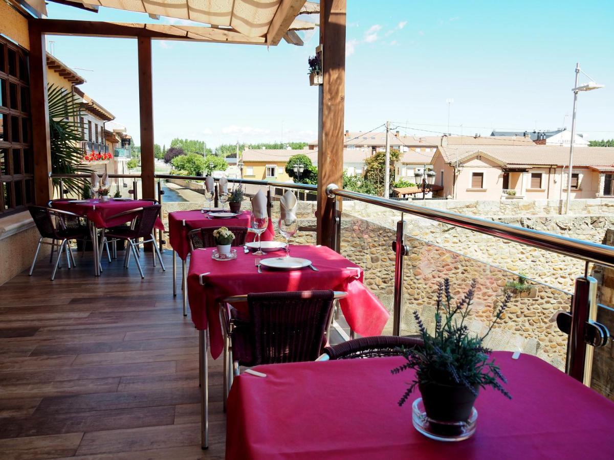 Hostal Don Suero De Quinones Hospital de Órbigo Dış mekan fotoğraf